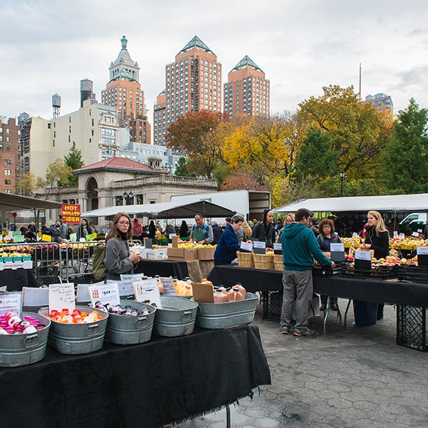 Union Square Greenmarket in New York where Gill Murray Photography and styling got her Quince for the Quince jam recipe this week.