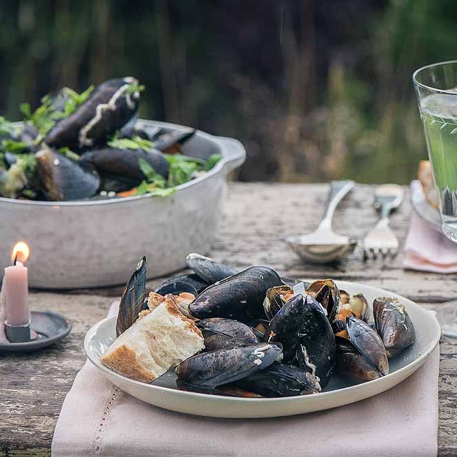Hebridean Mussels - On Plate