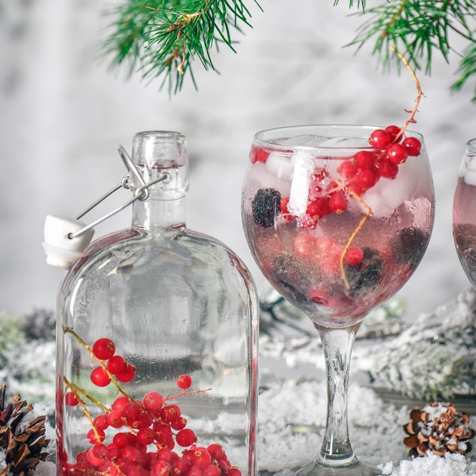 Make your own gin this Christmas and enjoy this tasty red currant gin or gift a bottle to a gin loving friend or family member.
