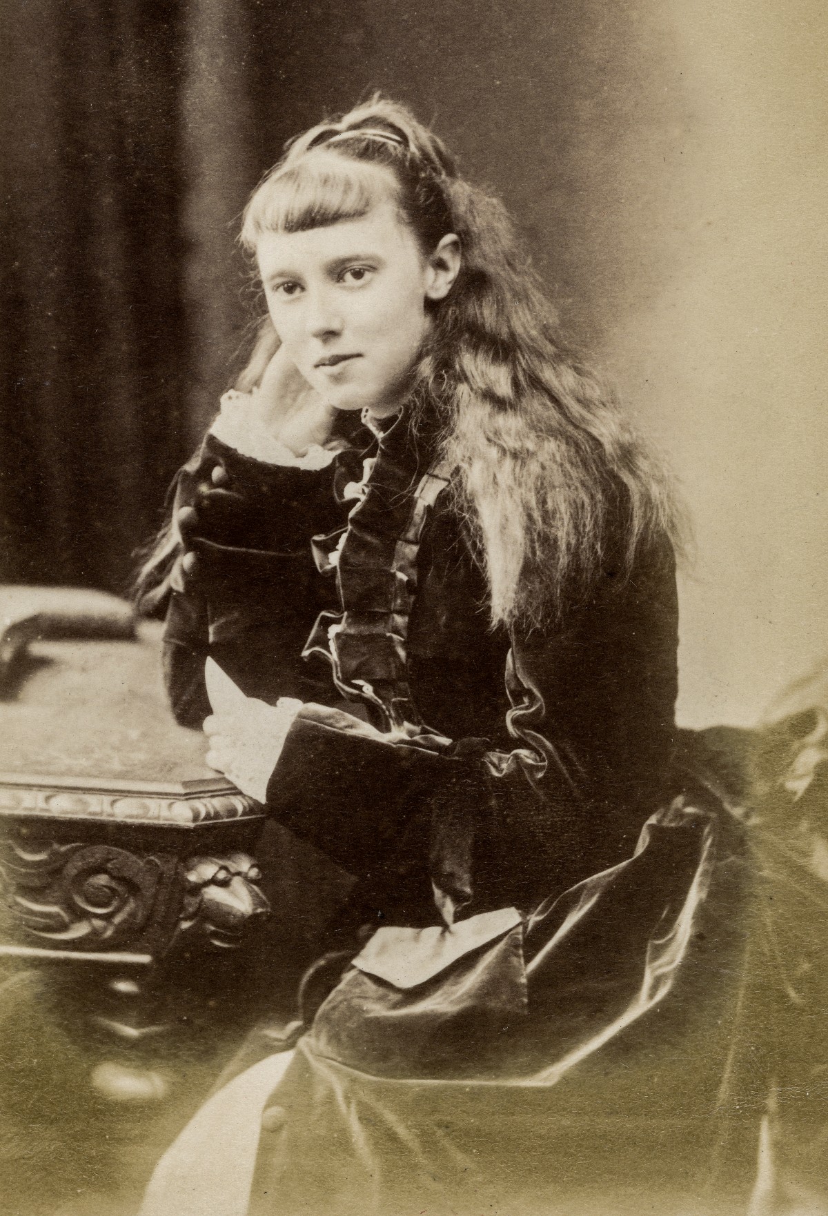 Unidentified woman by John. Henderson 1870s