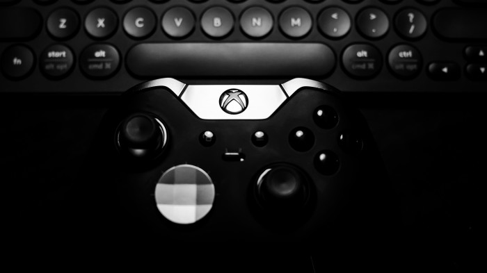 Xbox Controller and Computer Keypad