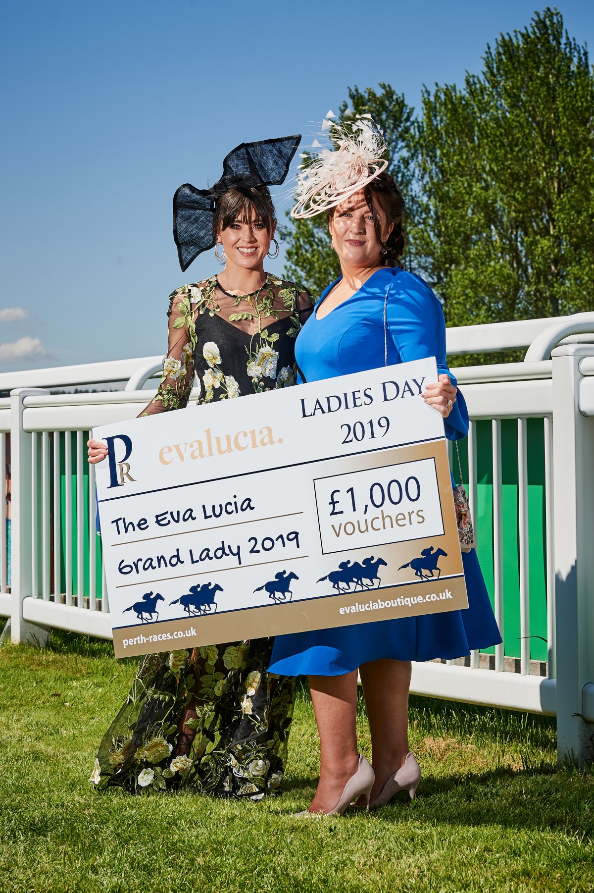 Jennifer Eadie was chosen at the VIP Grand Lady winner and bagged herself £1000 voucher for Eva Luciia - Well deserved!