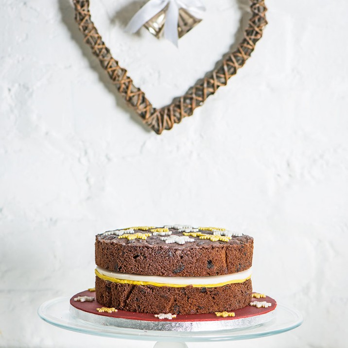 Make your Christmas Cake the talked about centre-piece!