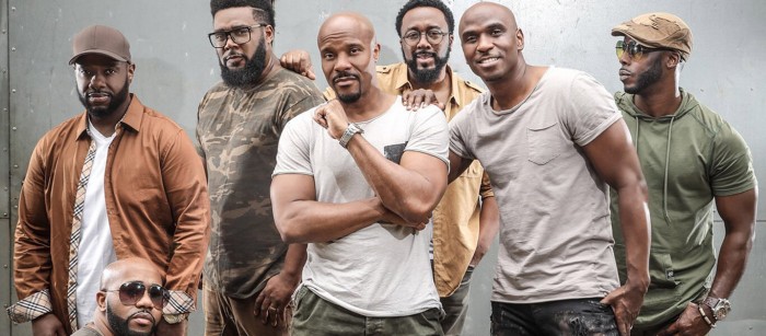 Naturally 7 are a hugely talented American music group with an amazing a cappella style they call 'vocal play', which, according to group leader Roger Thomas, is 'the art of becoming an instrument using the human voice to create the sound'.