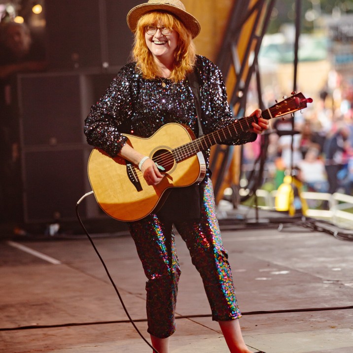 Eddi Reader playing her guitar at Rewind 2019.